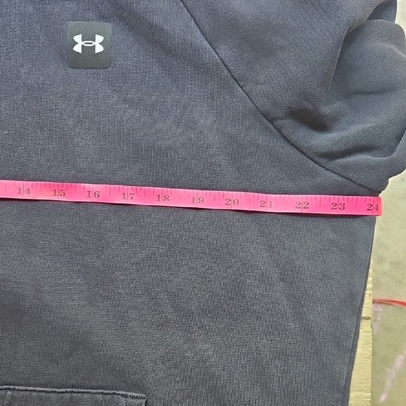 Under Armour Black Full-Zip Hoodie - Picture 8 of 12